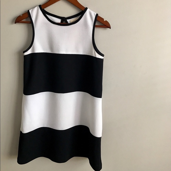 Zara Dresses & Skirts - Zara Knit Black & White Dress